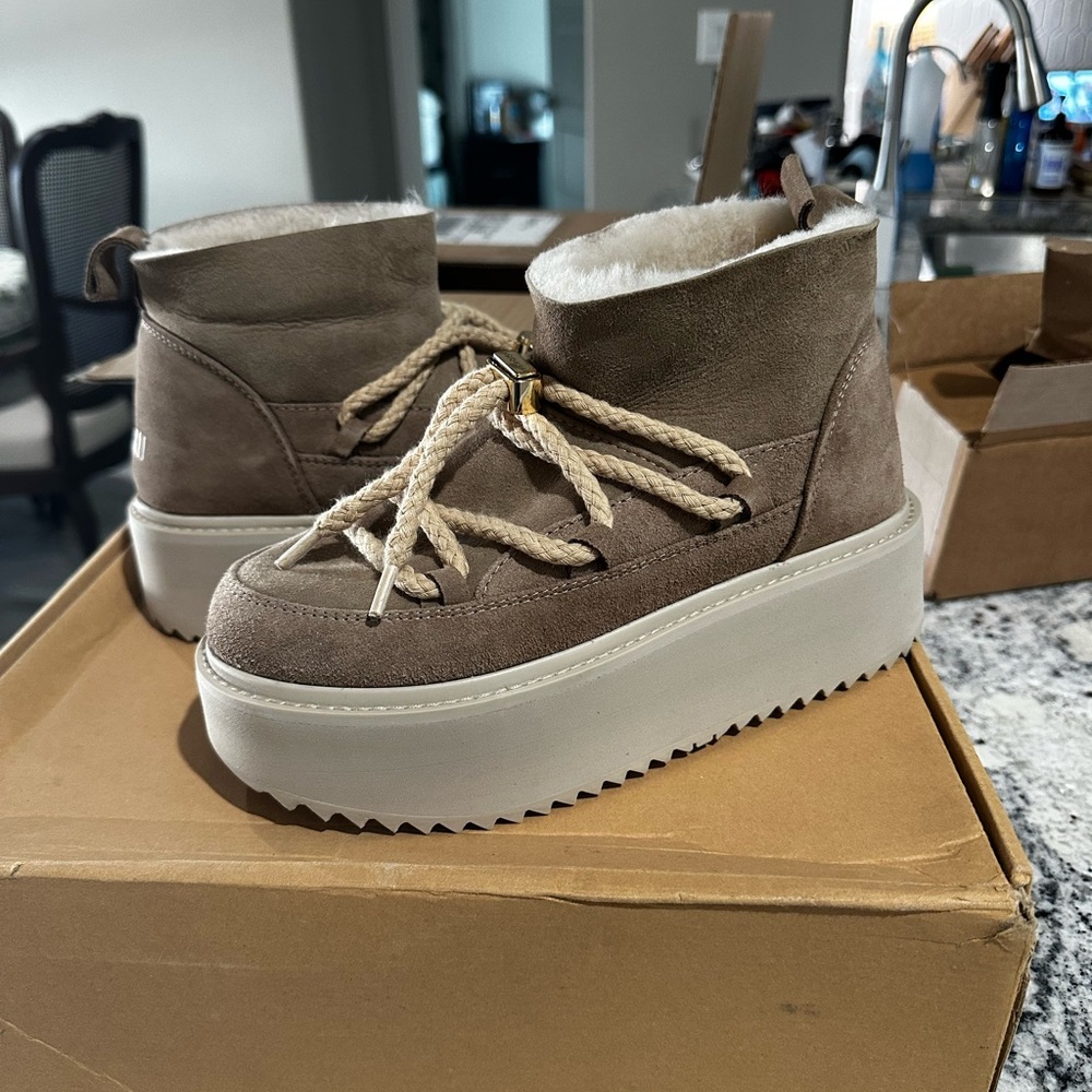 Inuikii Boots